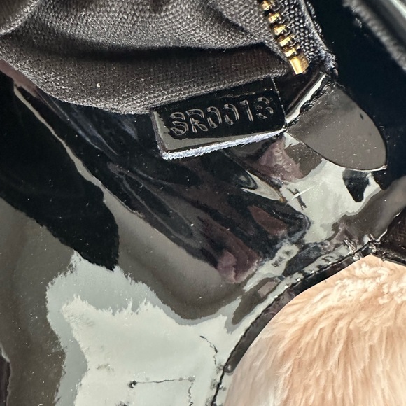 Louis Vuitton Black Clutch with Iconic Monogram - Picture 11 of 11